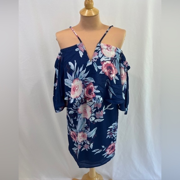 YUMI Kim Celine‎ Blue Floral Flutter Sleeve Mini Dress - Picture 4 of 13